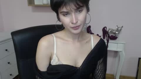 Sarah online show from 06/11/26, 04:38