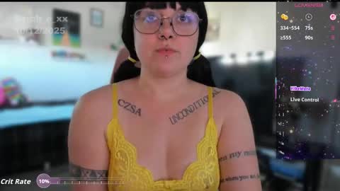 Sarah online show from 10/12/25, 04:39