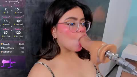 Sarah online show from 02/28/25, 03:26