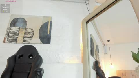 sarah_gothicgirl online show from 05/06/26, 08:58