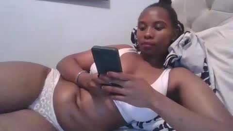 sarah_haggai online show from 10/26/25, 08:53