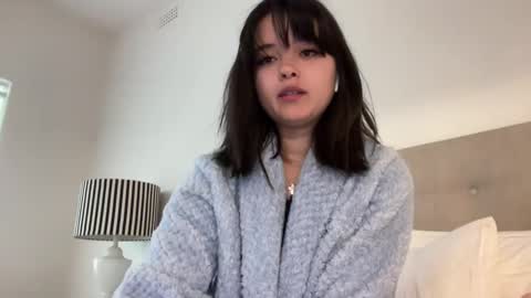 Snapshot of sarah_heart_aus chatting on 12/28/24, 07:00 Sarah Heart Aus online show from 12/28/24, 07:00