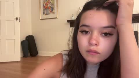 Snapshot of sarah_heart_aus chatting on 01/10/25, 04:22 Sarah Heart Aus online show from 01/10/25, 04:22