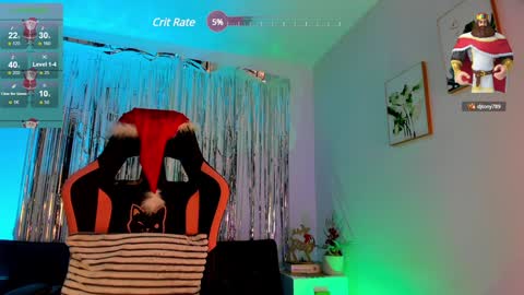Snapshot of sarah_perez1 chatting on 12/23/24, 02:02 INSTAGRAM...sarah22 p online show from 12/23/24, 02:02