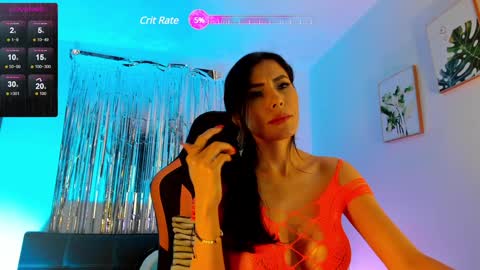 Snapshot of sarah_perez1 chatting on 01/15/25, 04:04 INSTAGRAM...sarah22 p online show from 01/15/25, 04:04