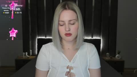 Snapshot of sarah_soul chatting on 02/02/25, 12:51 Sarah online show from 02/02/25, 12:51
