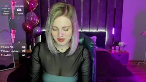 Snapshot of sarah_soul chatting on 03/05/25, 07:05 Sarah online show from 03/05/25, 07:05
