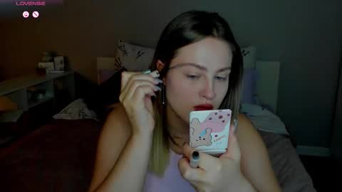 Snapshot of sarah_soul chatting on 10/06/25, 12:08 Sarah online show from 10/06/25, 12:08