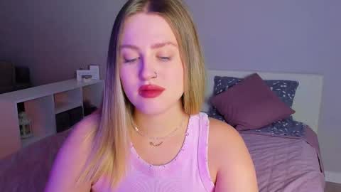 Sarah online show from 11/02/25, 12:46