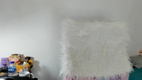 Snapshot of sarah_sweett chatting on 01/07/26, 07:44 Sarah online show from 01/07/26, 07:44