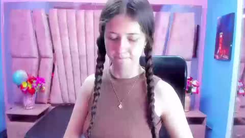 Sarah online show from 10/18/25, 02:18