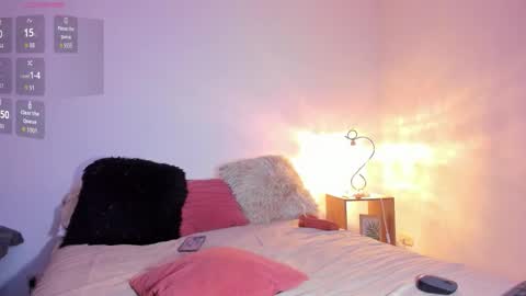 Sarah and Erik online show from 09/17/25, 01:18