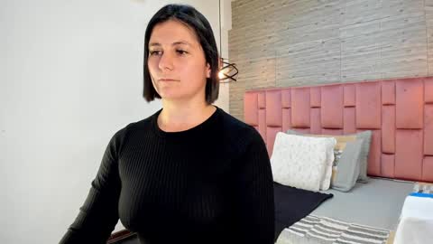 Sarah Deyvis online show from 01/24/25, 09:05