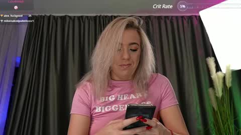 Snapshot of sarahjadore chatting on 03/11/25, 07:47 Sarahjadore online show from 03/11/25, 07:47