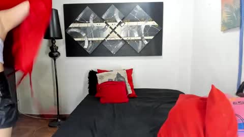  SARAHJEY     online show from 02/20/25, 07:19