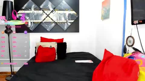  SARAHJEY     online show from 02/26/25, 09:48