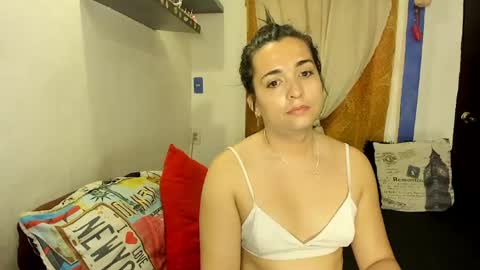  SARAHJEY     online show from 06/22/26, 04:59