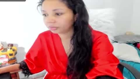 Snapshot of sarahlovexxv chatting on 01/18/26, 05:00 Sarah online show from 01/18/26, 05:00