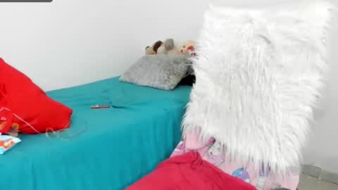 Snapshot of sarahlovexxv chatting on 02/15/26, 02:03 Sarah online show from 02/15/26, 02:03