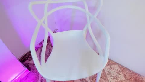 Sarahnovoa  online show from 11/16/25, 05:51