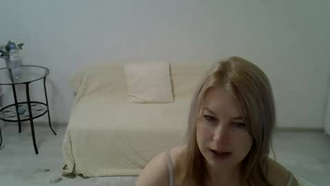 Snapshot of sarahphelps chatting on 04/26/26, 09:56 sarahphelps online show from 04/26/26, 09:56