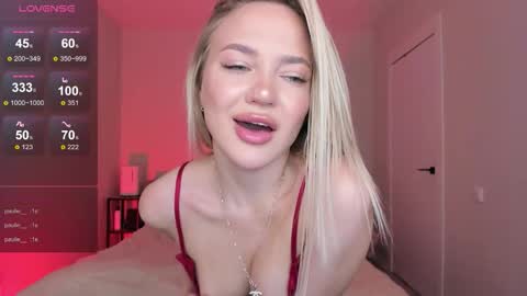 Snapshot of sarahphyllis chatting on 02/19/26, 09:22 sarahphyllis online show from 02/19/26, 09:22