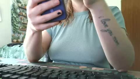 Snapshot of sarahpmummy chatting on 06/28/26, 05:19 Sarah online show from 06/28/26, 05:19