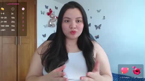 Sarah online show from 02/15/25, 03:39