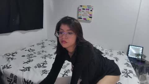 Sarah  online show from 11/20/25, 07:02