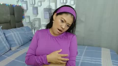 Sarah online show from 12/22/25, 04:09