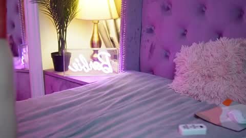 Snapshot of saraiangel chatting on 06/08/26, 02:34 Sarai online show from 06/08/26, 02:34