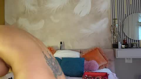 Snapshot of sarajennyfer chatting on 05/05/26, 03:47 Jenny online show from 05/05/26, 03:47