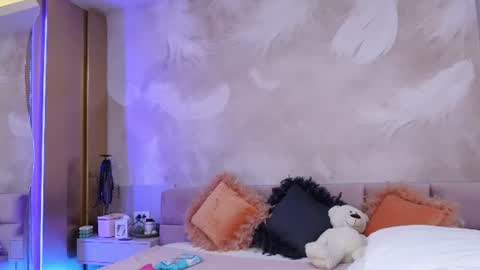Snapshot of sarajennyfer chatting on 07/08/26, 04:39 Jenny online show from 07/08/26, 04:39
