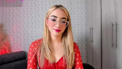 Sara jones   online show from 03/24/26, 11:26