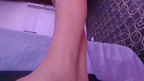 Sara  online show from 10/01/25, 12:00