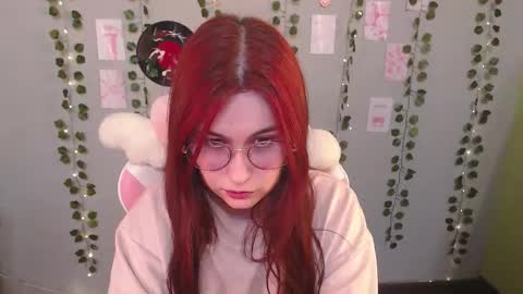 Snapshot of sarakinski chatting on 01/05/26, 05:27 Sara online show from 01/05/26, 05:27