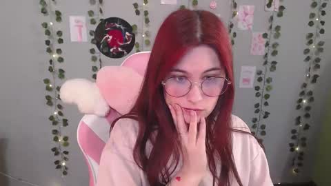 Snapshot of sarakinski chatting on 01/09/26, 12:19 Sara online show from 01/09/26, 12:19