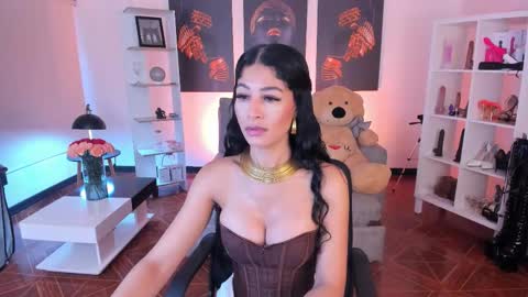 Snapshot of saralife69 chatting on 11/12/25, 11:10 saralife69 online show from 11/12/25, 11:10