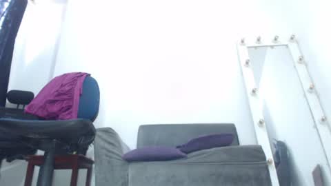 Snapshot of saralovens chatting on 07/08/26, 01:15 Saraloves online show from 07/08/26, 01:15