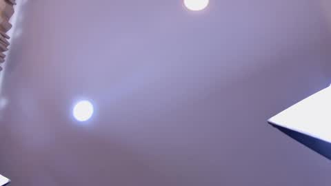 Sara Lugo  online show from 05/02/26, 06:24