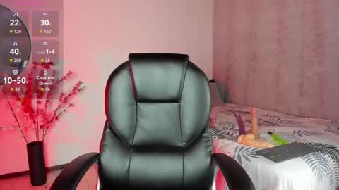 saramilf_69 online show from 11/21/25, 01:43