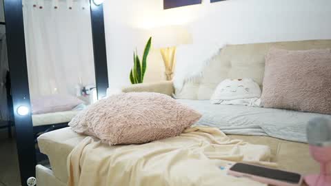 Sara online show from 12/03/24, 12:46