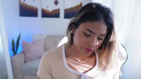 Sara online show from 12/10/24, 09:22