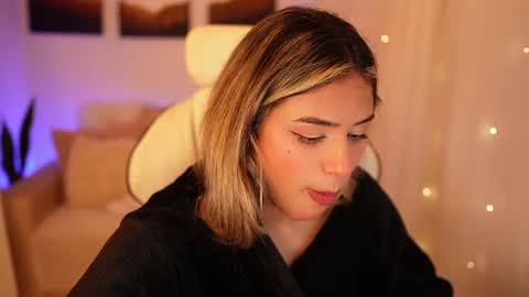 Sara online show from 12/28/24, 01:18