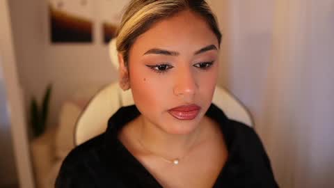 Sara online show from 12/31/24, 10:56