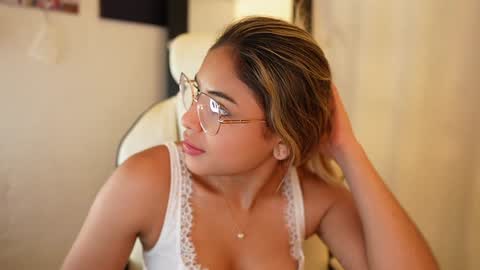 Sara online show from 01/26/25, 12:37