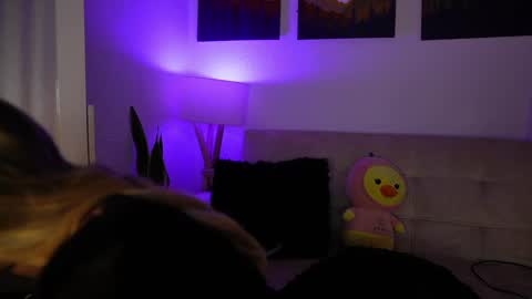 Sara online show from 02/12/25, 01:19