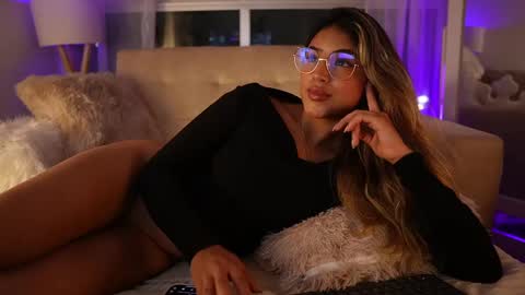 Sara online show from 03/05/25, 02:57