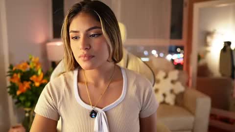 Sara online show from 03/11/25, 01:05