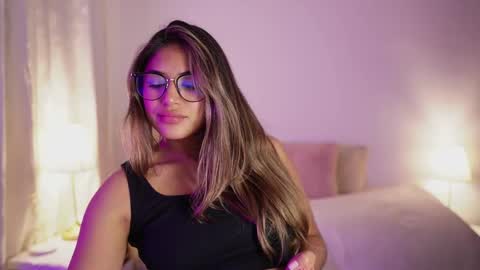 Sara online show from 09/28/25, 12:05